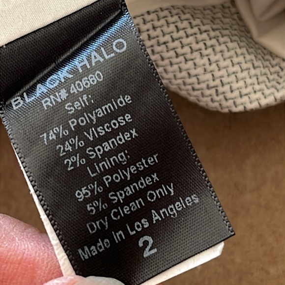 BLACK HALO Sheath Dress - Eddie Cap Sleeve - Size 2 - Picture 9 of 14